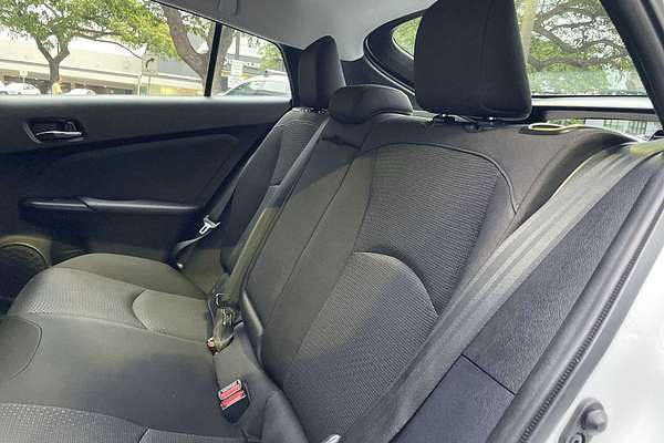 2022 Toyota Prius LE