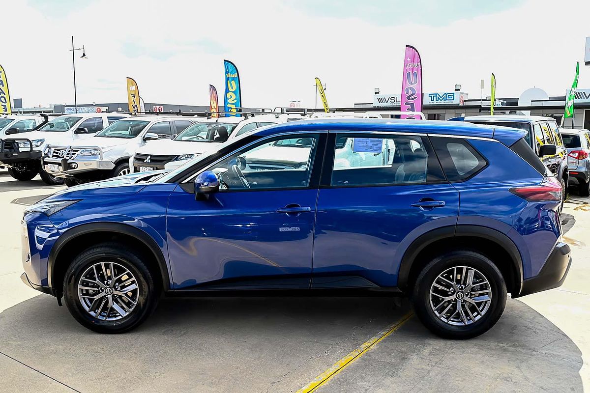 2023 Nissan X-TRAIL ST T33