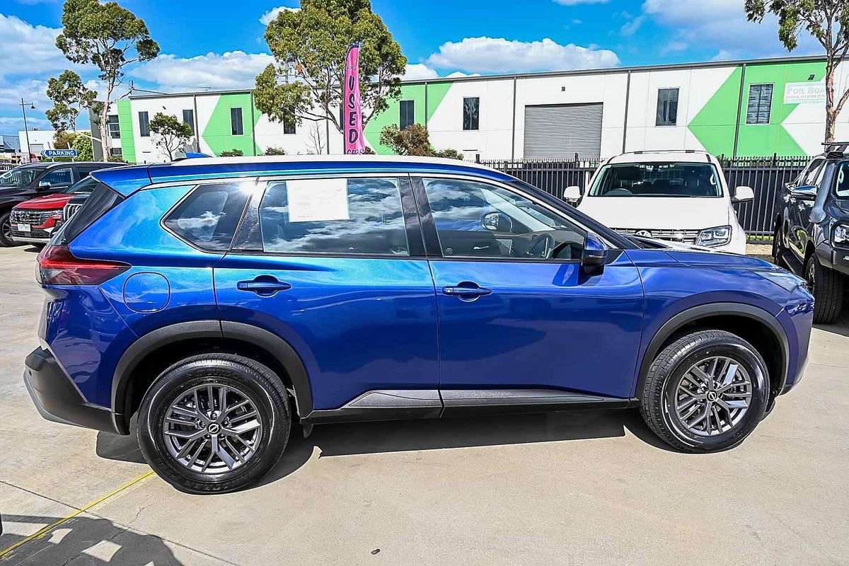 2023 Nissan X-TRAIL ST T33