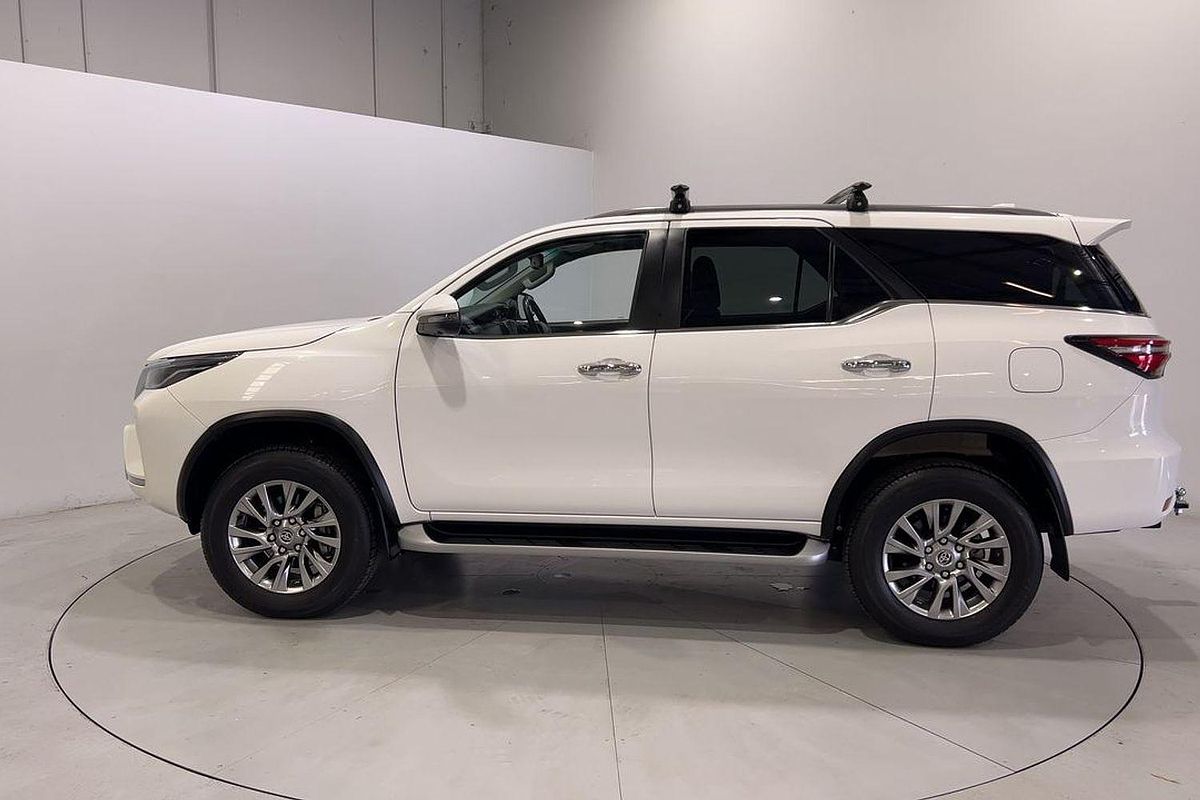 2023 Toyota Fortuner Crusade GUN156R