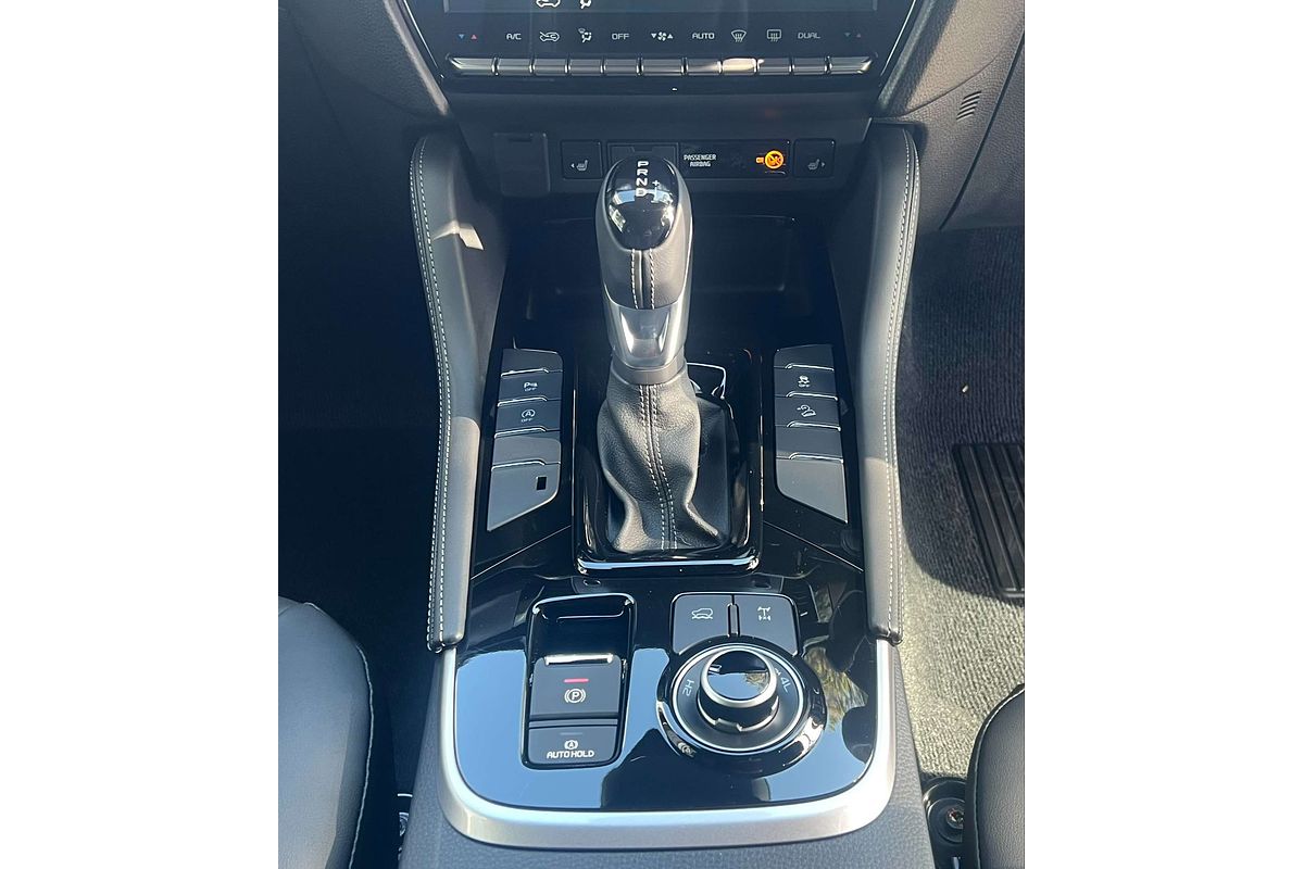 2025 Isuzu MU-X LS-T