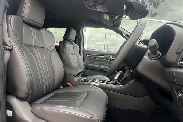 2025 Isuzu MU-X LS-T