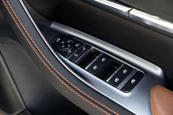 2025 BYD SEALION 6 Essential