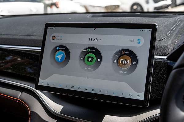 2025 BYD SEALION 6 Essential