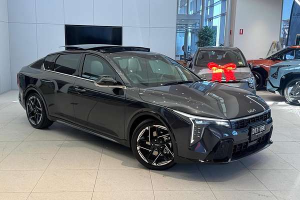 2025 Kia K4 GT-Line CL4m