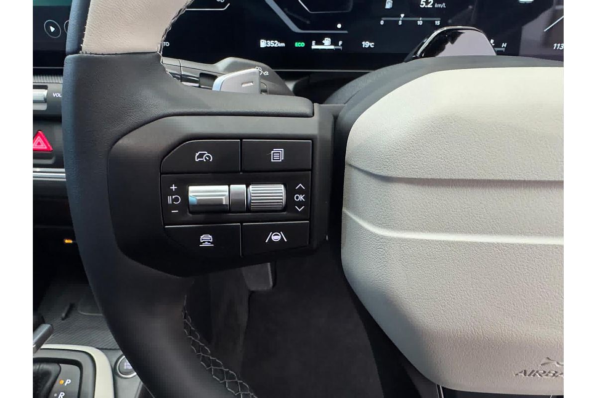 2025 Kia K4 GT-Line CL4m