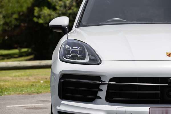 2022 Porsche Cayenne Platinum Edition 9YB