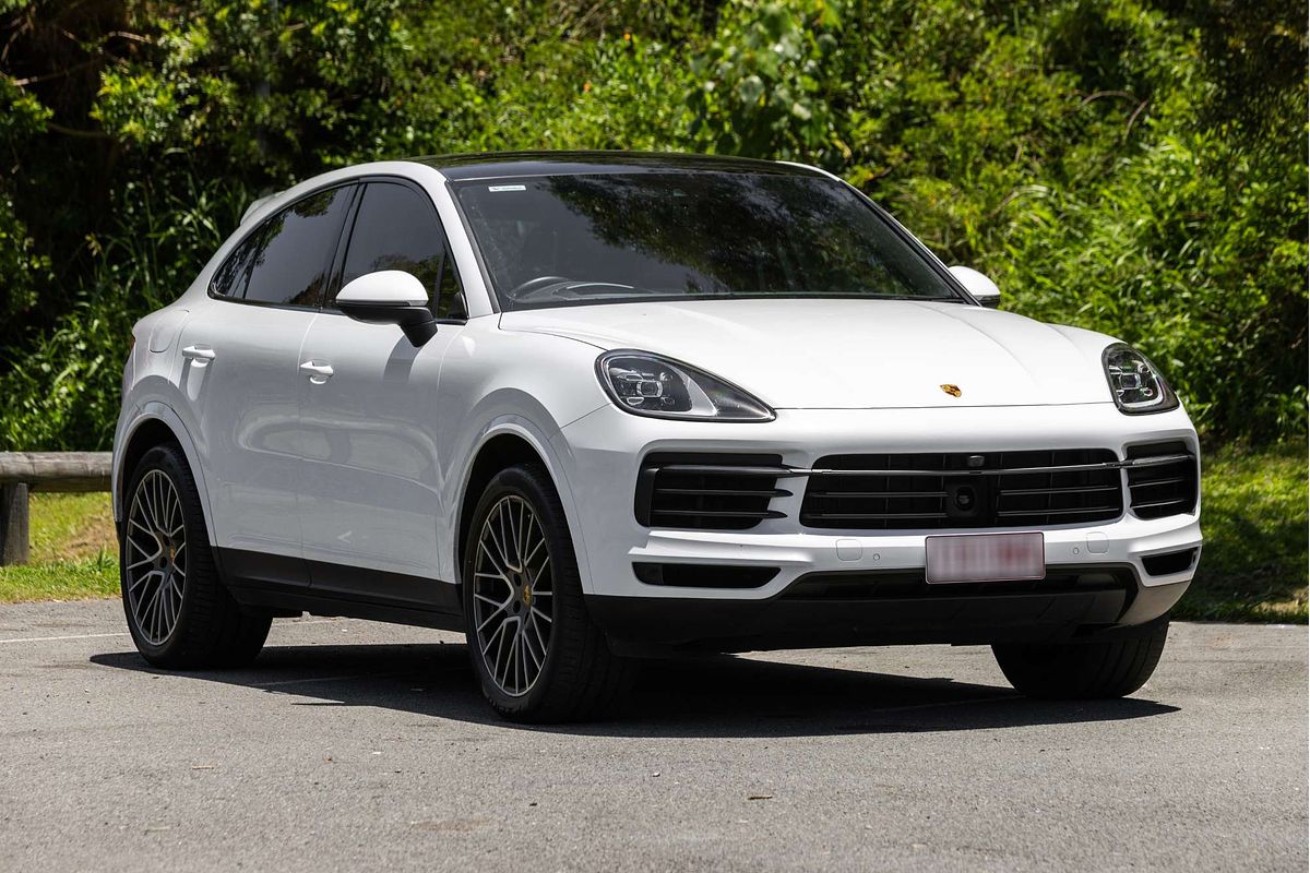 2022 Porsche Cayenne Platinum Edition 9YB