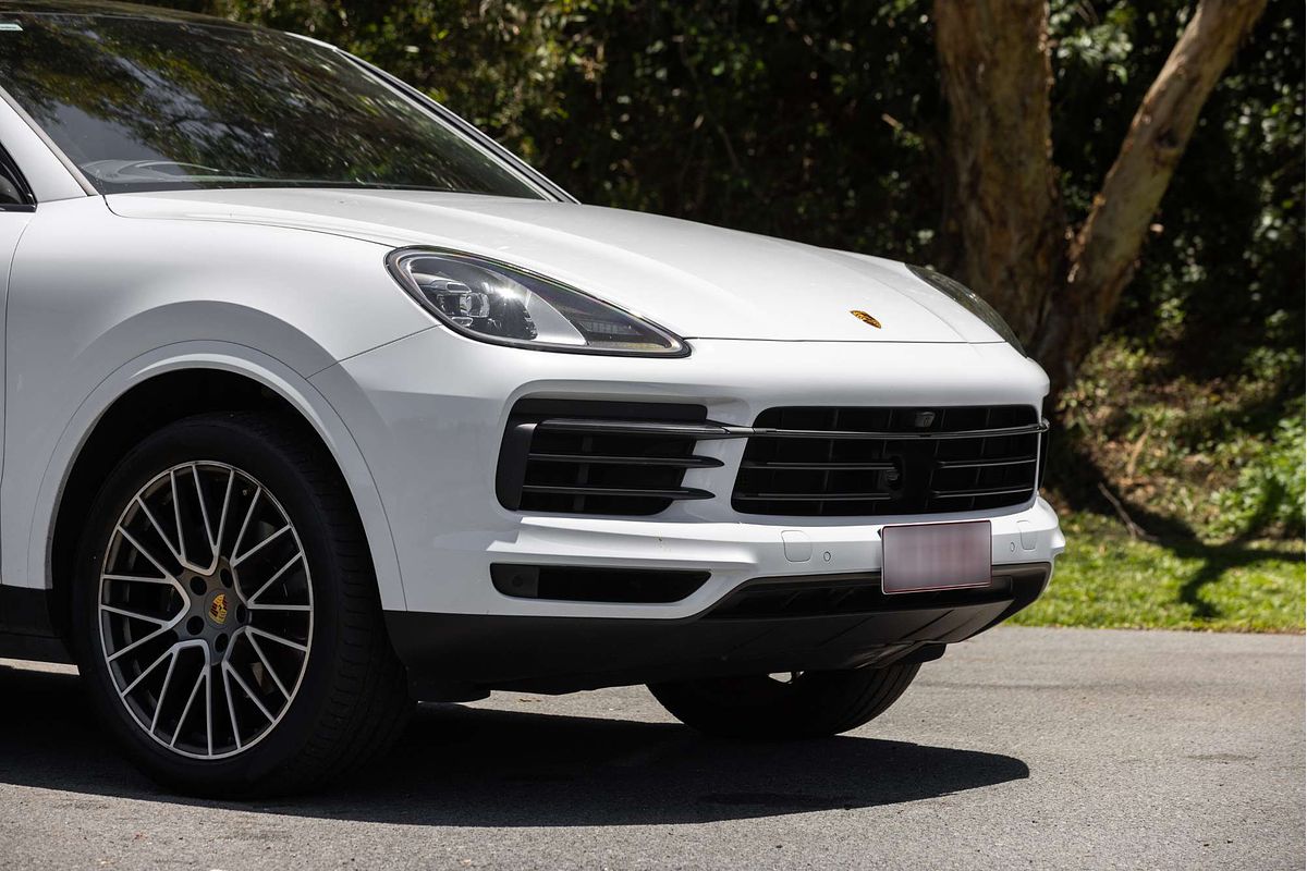 2022 Porsche Cayenne Platinum Edition 9YB