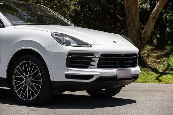 2022 Porsche Cayenne Platinum Edition 9YB
