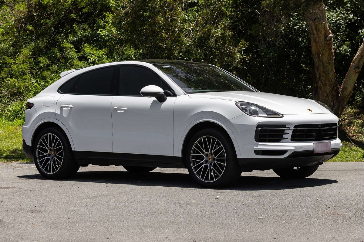 2022 Porsche Cayenne Platinum Edition 9YB