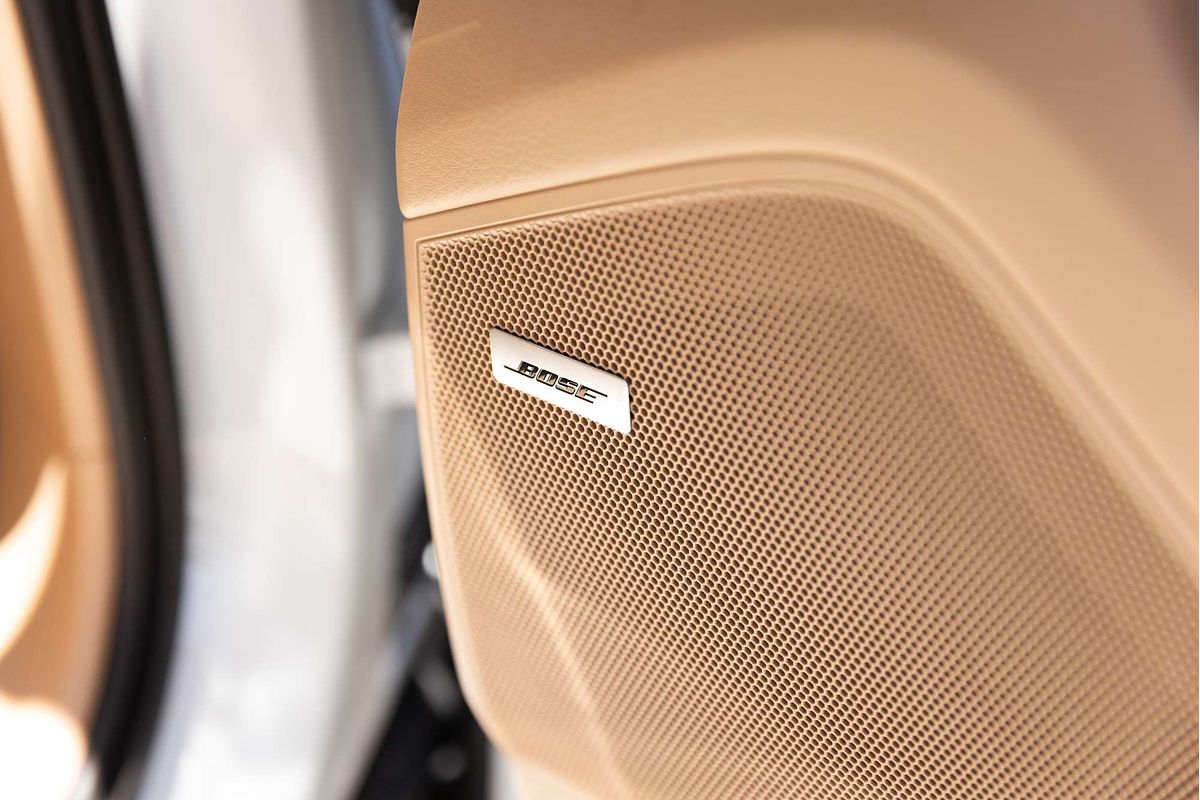 2022 Porsche Cayenne Platinum Edition 9YB