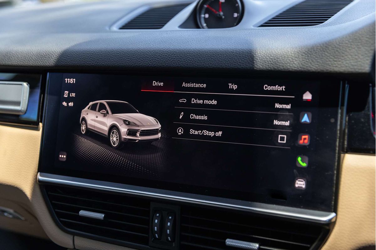 2022 Porsche Cayenne Platinum Edition 9YB