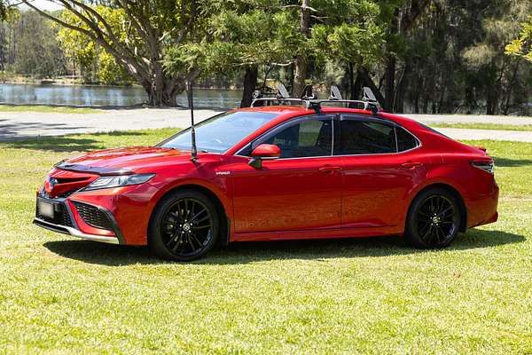 2021 Toyota Camry SX AXVH70R