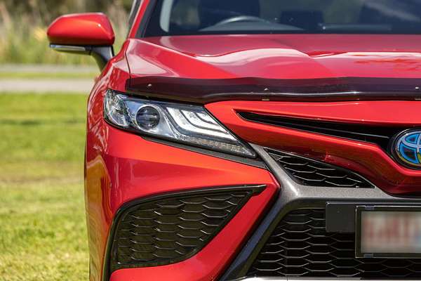 2021 Toyota Camry SX AXVH70R