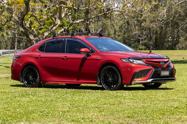 2021 Toyota Camry SX AXVH70R