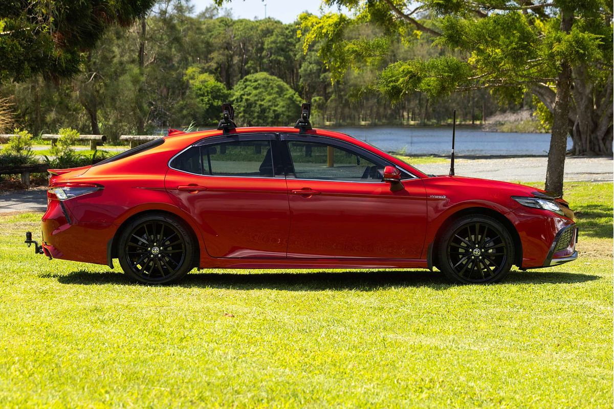 2021 Toyota Camry SX AXVH70R
