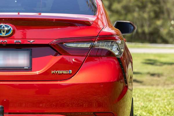 2021 Toyota Camry SX AXVH70R