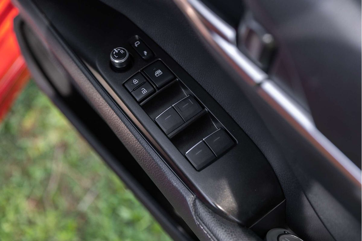 2021 Toyota Camry SX AXVH70R