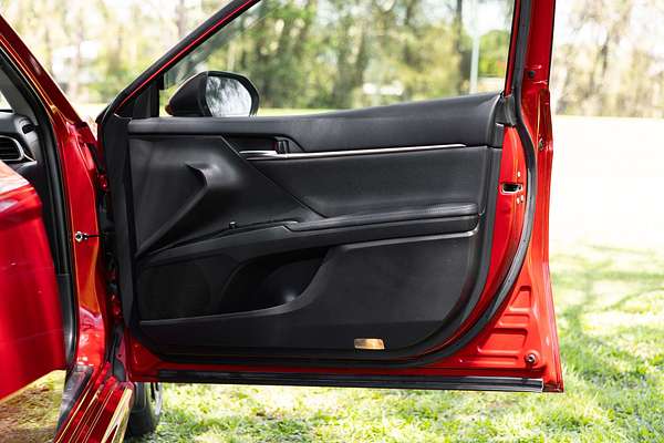 2021 Toyota Camry SX AXVH70R