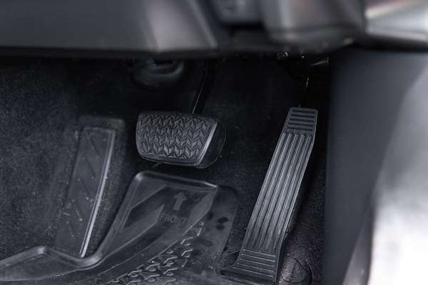 2021 Toyota Camry SX AXVH70R