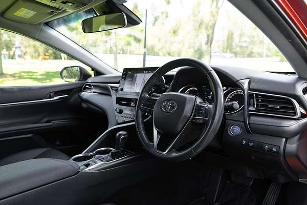 2021 Toyota Camry SX AXVH70R