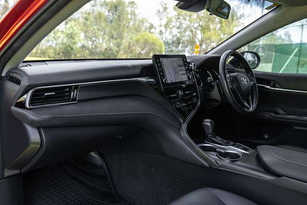 2021 Toyota Camry SX AXVH70R