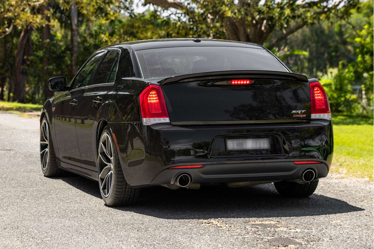 2017 Chrysler 300 SRT Core LX