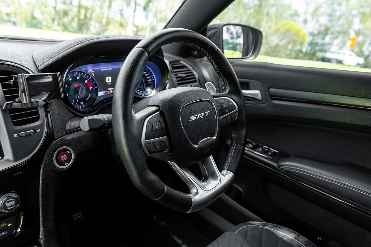 2017 Chrysler 300 SRT Core LX