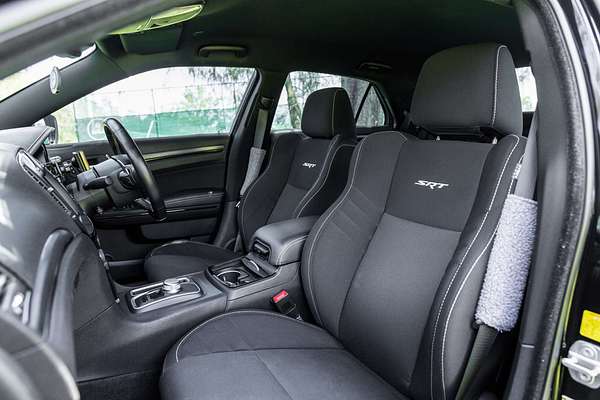 2017 Chrysler 300 SRT Core LX