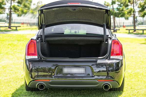 2017 Chrysler 300 SRT Core LX