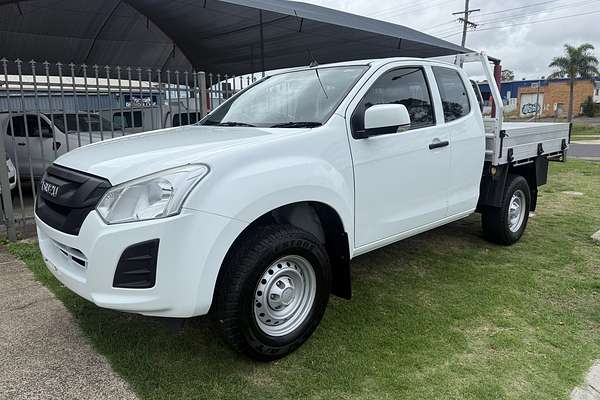 2019 Isuzu D-MAX SX High Ride Rear Wheel Drive