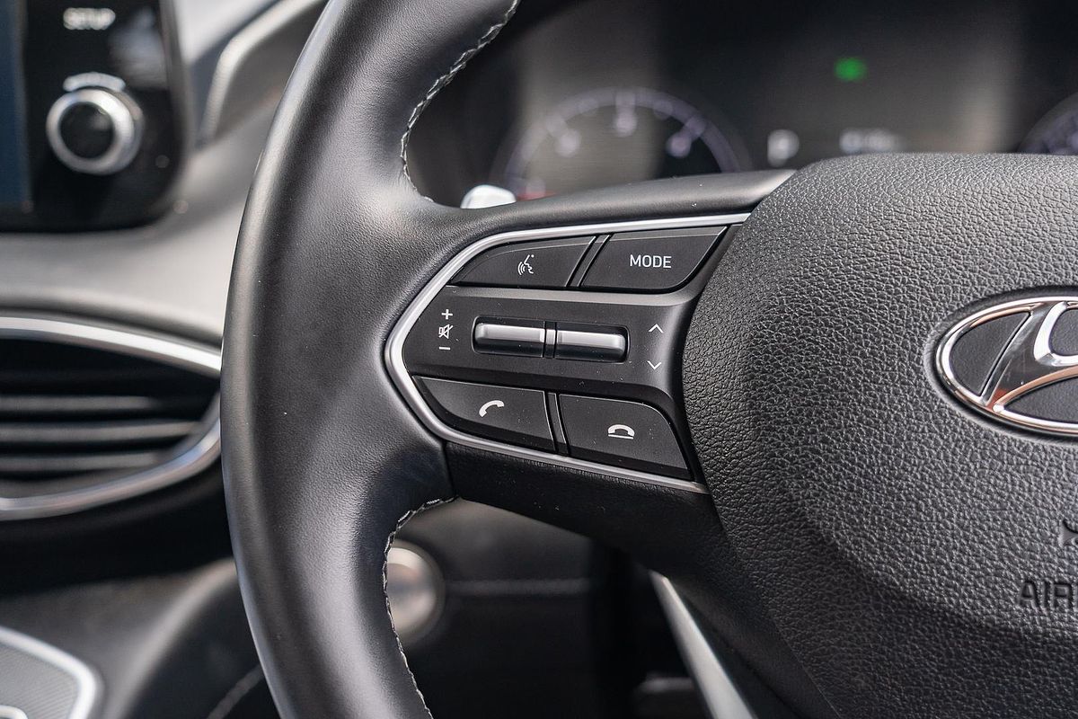 2021 Hyundai Santa Fe Active TM.V3