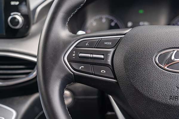 2021 Hyundai Santa Fe Active TM.V3