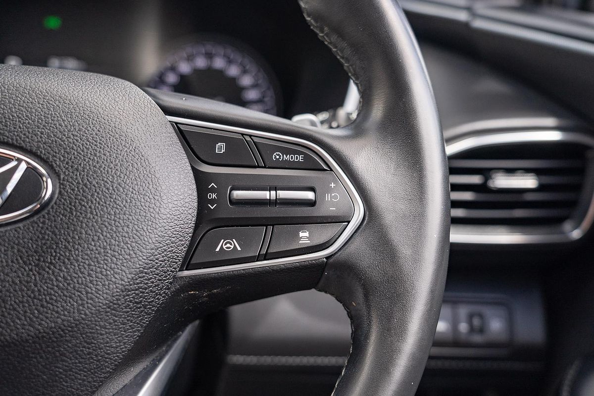 2021 Hyundai Santa Fe Active TM.V3