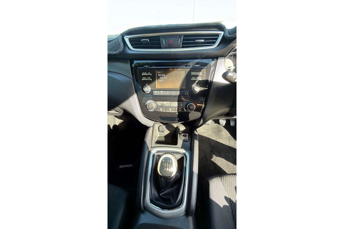 2015 Nissan QASHQAI ST J11