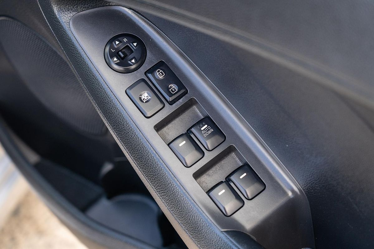 2017 Kia Cerato Sport YD