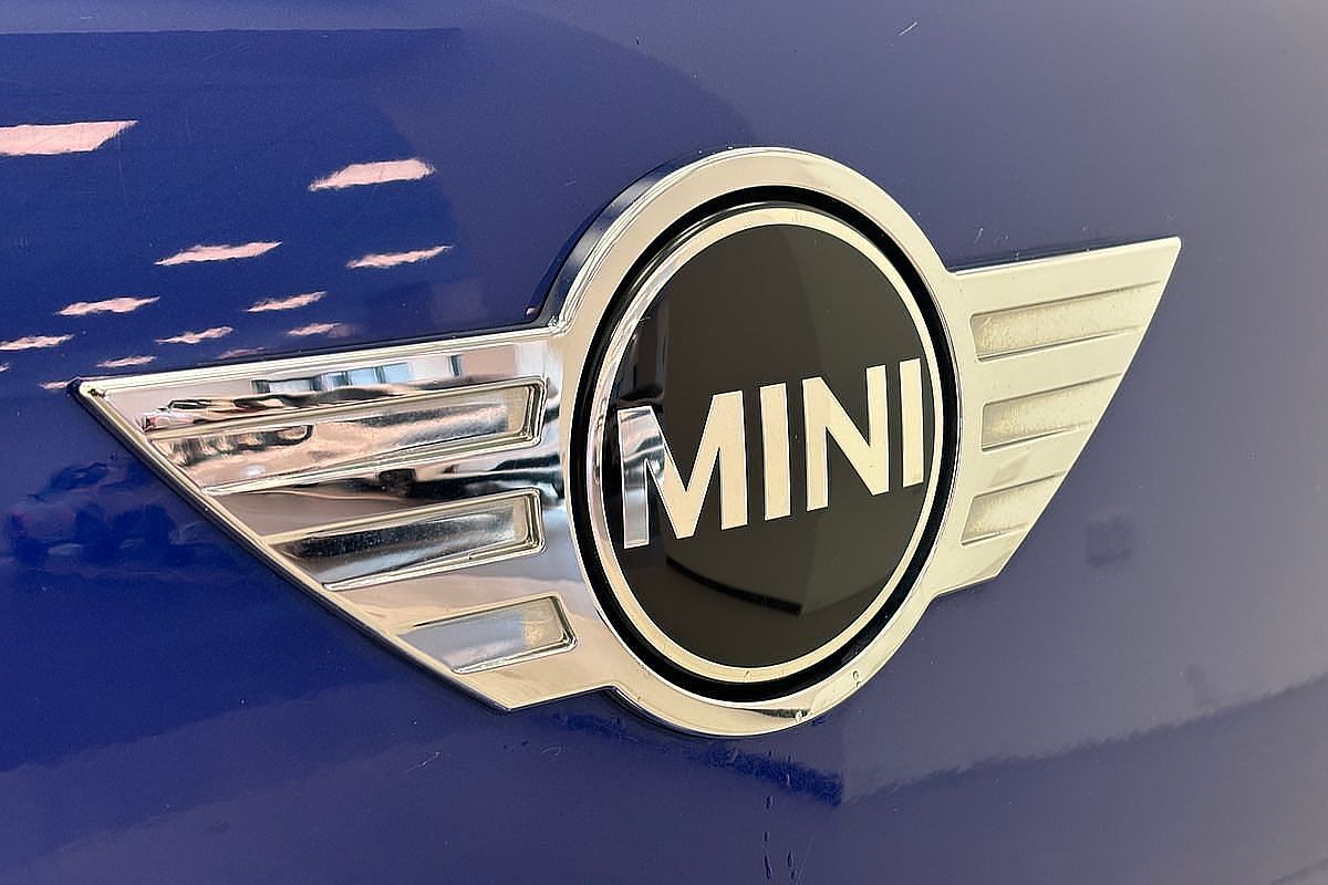 2015 MINI Cooper Cooper R60