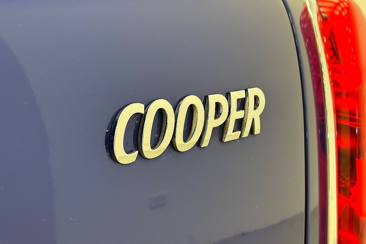 2015 MINI Cooper Cooper R60