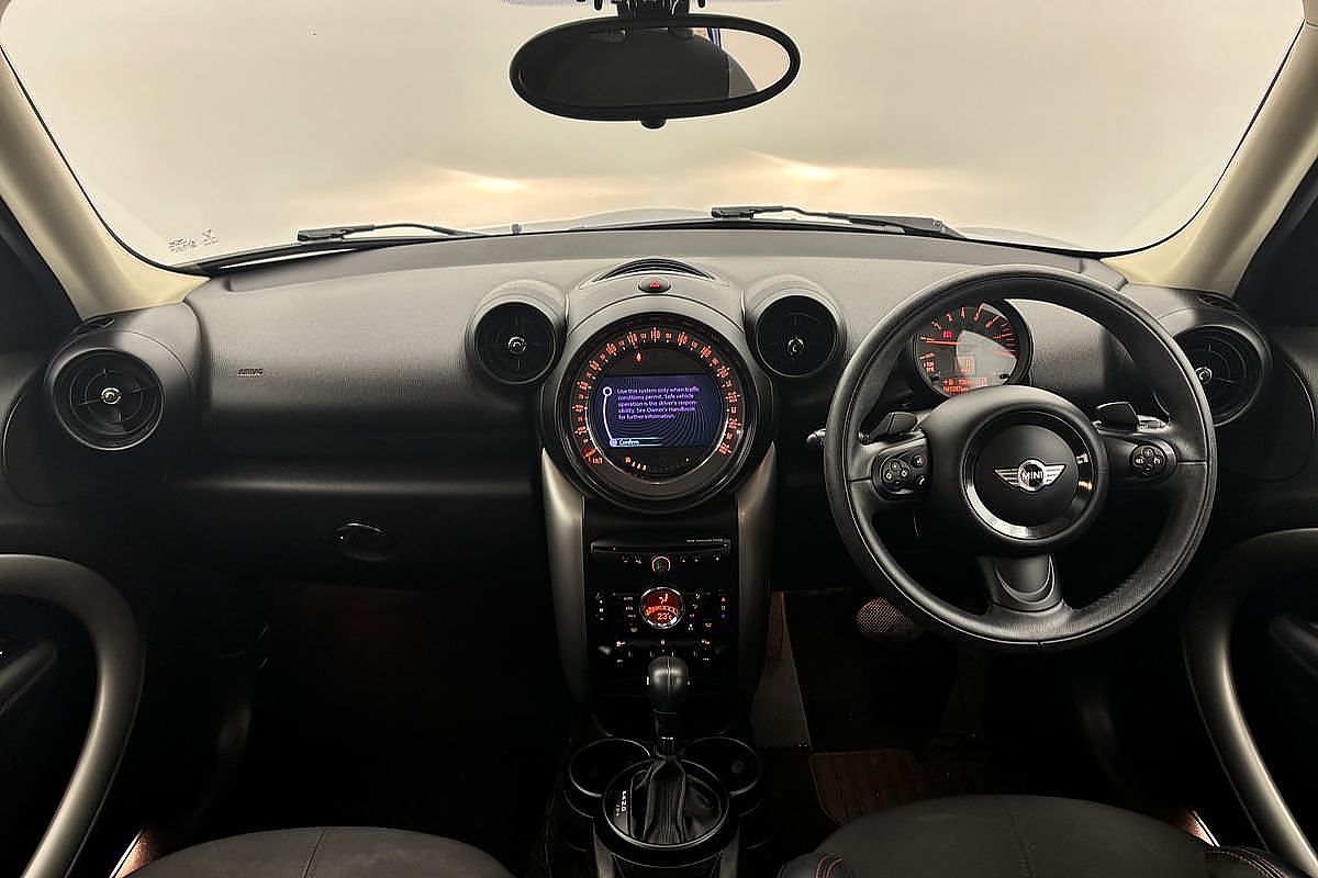 2015 MINI Cooper Cooper R60