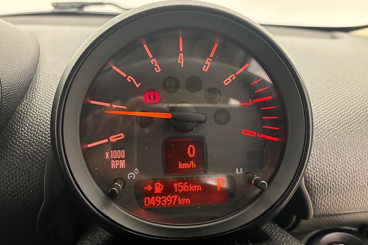 2015 MINI Cooper Cooper R60