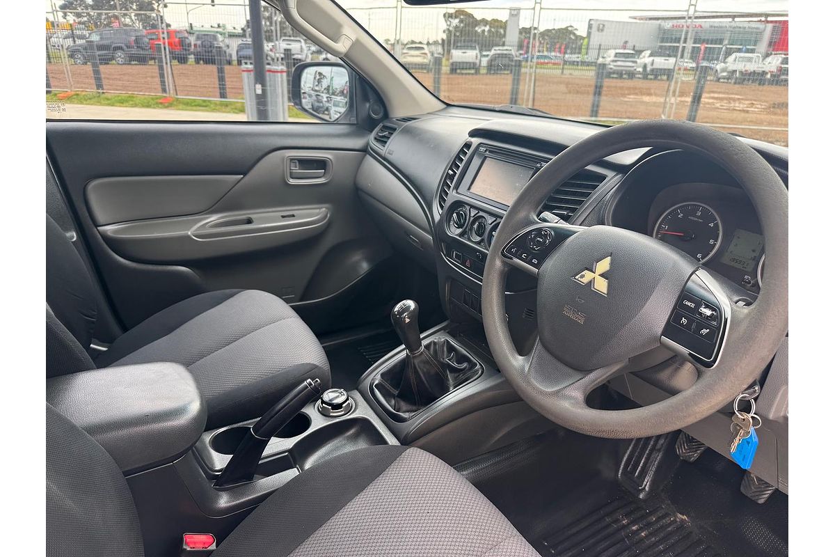 2016 Mitsubishi Triton GLX+ MQ 4X4