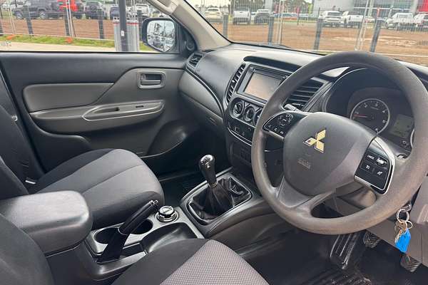 2016 Mitsubishi Triton GLX+ MQ 4X4