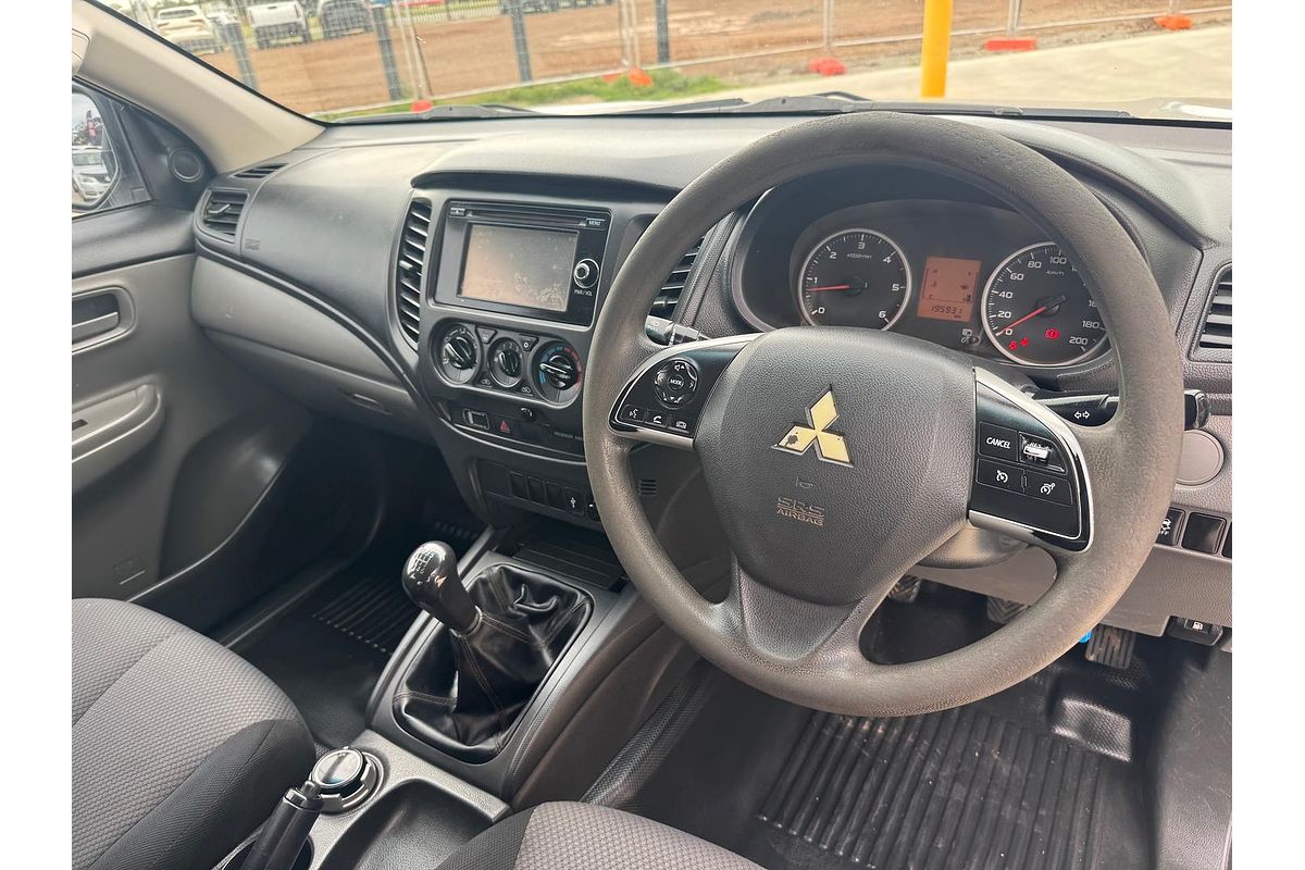 2016 Mitsubishi Triton GLX+ MQ 4X4