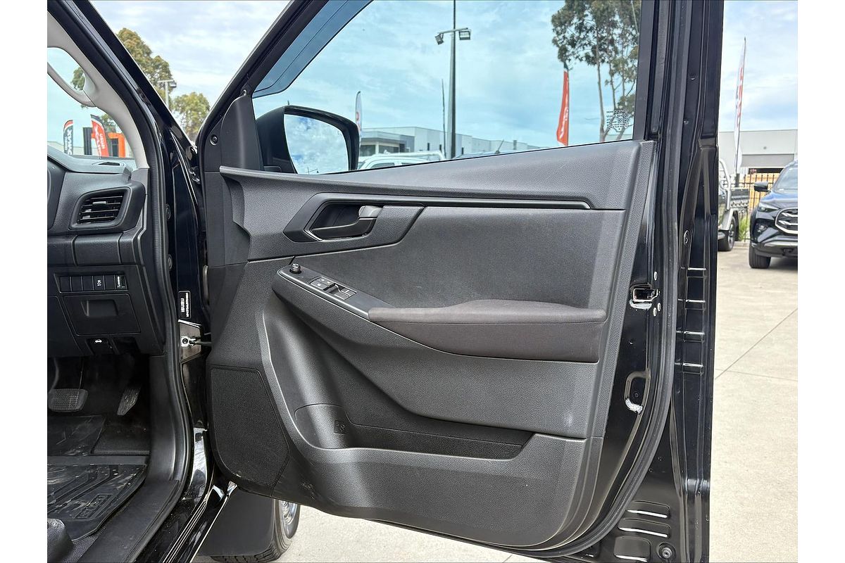 2025 Isuzu D-MAX SX 4X4