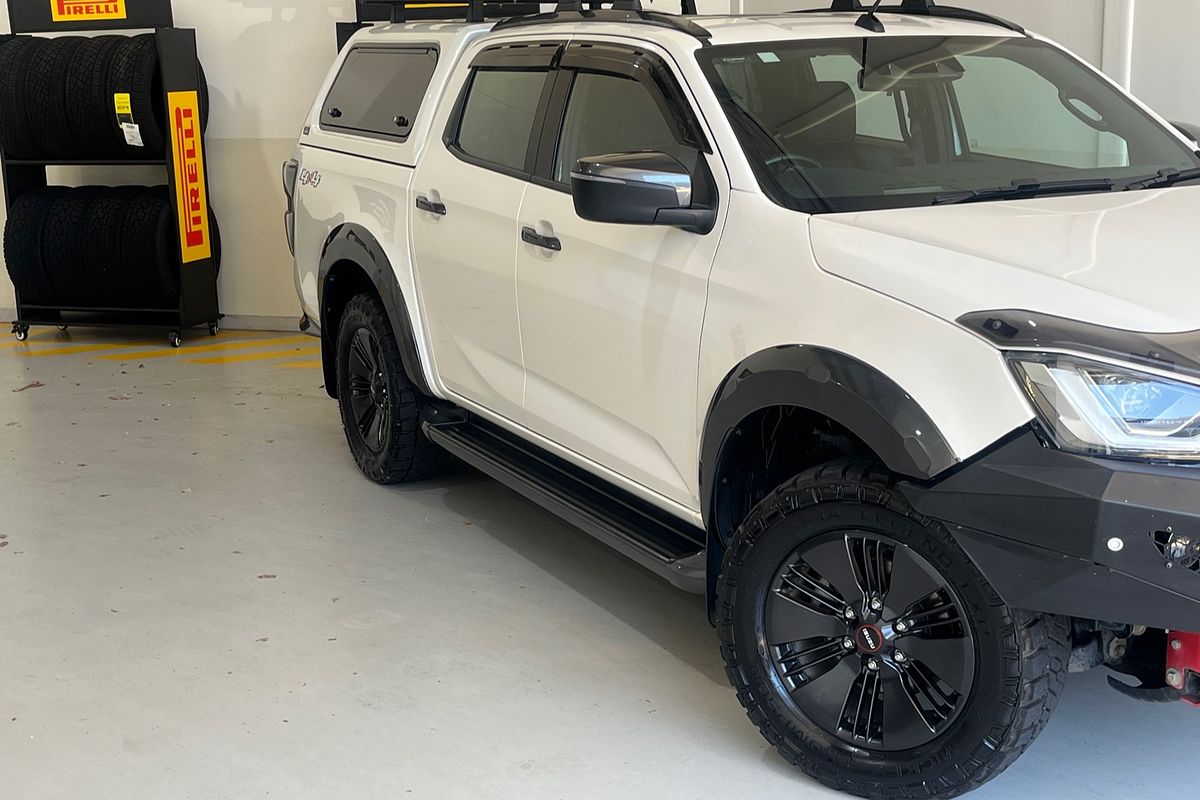 2022 Isuzu D-MAX SX 4X4