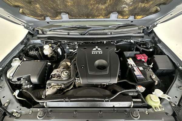 2017 Mitsubishi Triton Exceed MQ 4X4