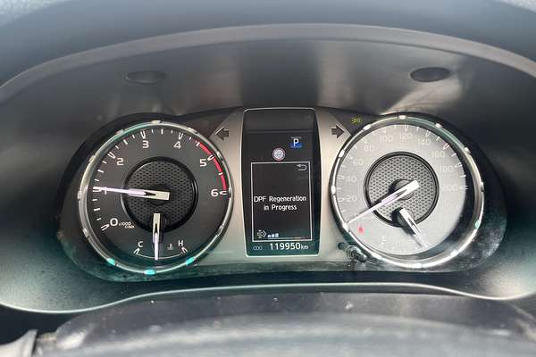 2022 Toyota Hilux SR GUN126R