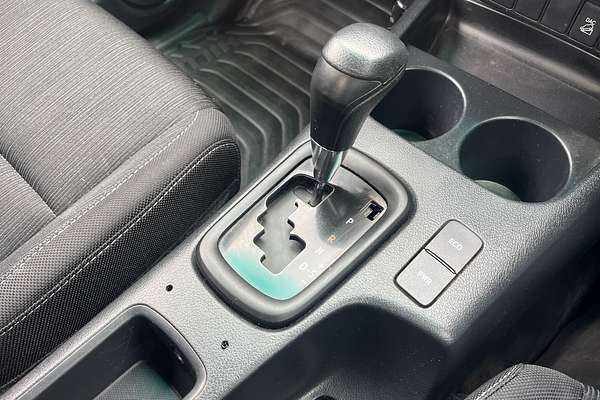 2022 Toyota Hilux SR GUN126R