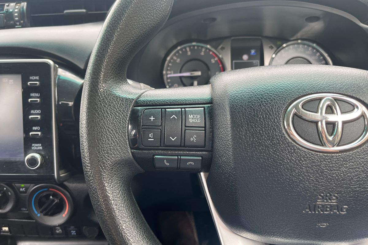 2022 Toyota Hilux SR GUN126R